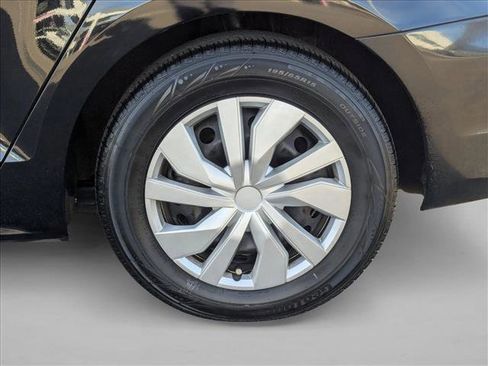 Used 2014 Volkswagen Jetta S image 21