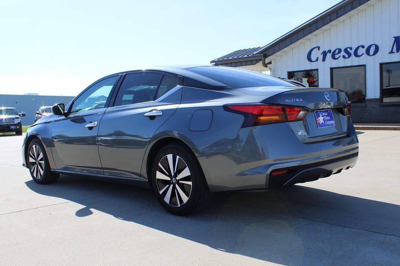 Used 2022 Nissan Altima 2.5 SV FWD image 7