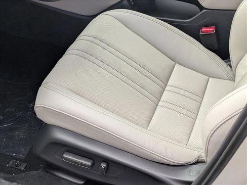 New 2026 Honda HR-V EX-L image 4