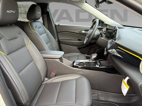 New 2026 Chevrolet Trax ACTIV w/ Driver Confidence Package FWD image 9