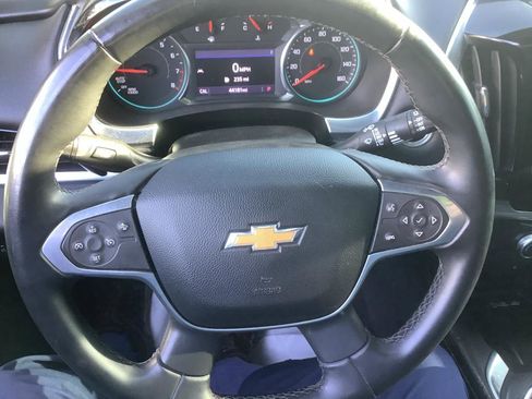 Used 2023 Chevrolet Traverse LT image 13