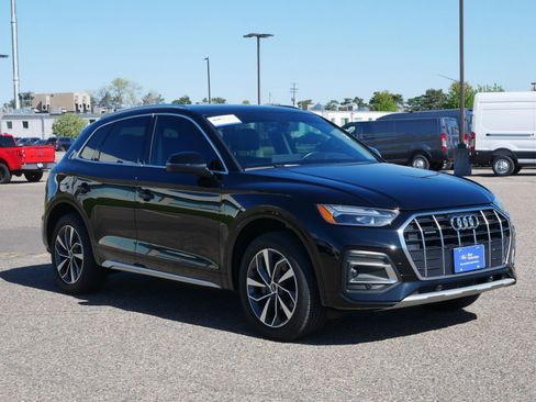 Used 2021 Audi Q5 2.0T Premium w/ Convenience Package AWD/4WD image 9
