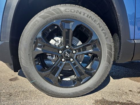 New 2026 Chevrolet Equinox LT image 25