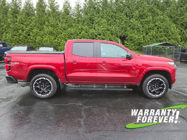 Used 2026 Chevrolet Colorado Z71 w/ Technology Package AWD/4WD image 8