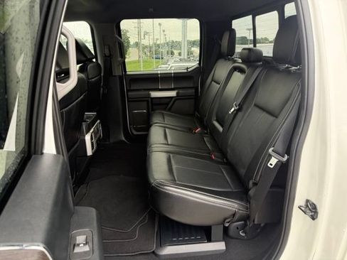 Used 2021 Ford F250 Lariat w/ Lariat Value Package AWD/4WD image 14