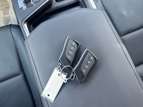 Used 2026 Lexus GX 550 image 28