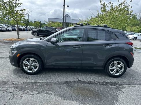 Used 2023 Hyundai Kona SEL w/ Convenience Package AWD/4WD image 2