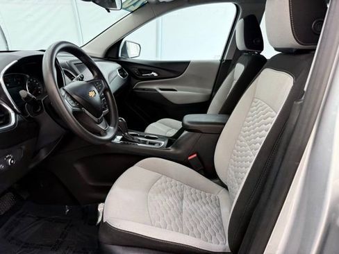Used 2020 Chevrolet Equinox LT image 11