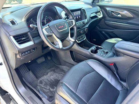 Used 2022 GMC Terrain SLT w/ Infotainment Package II image 11