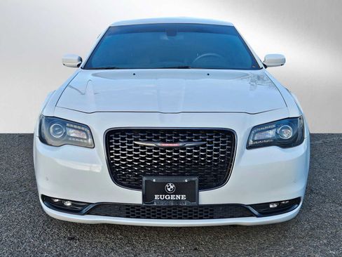 Used 2023 Chrysler 300 S image 8