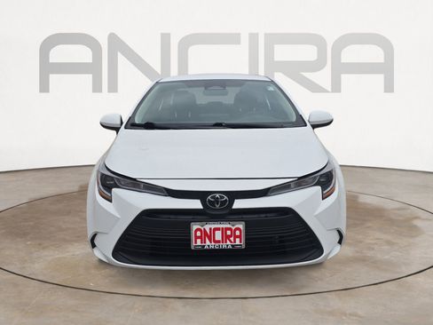 Used 2024 Toyota Corolla LE image 5