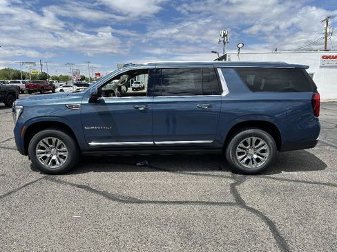 New 2026 GMC Yukon XL Denali AWD/4WD image 3