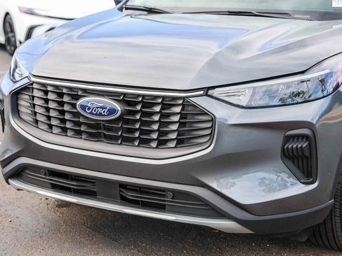 Used 2025 Ford Escape Active image 18