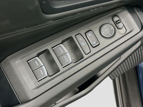 Used 2025 Honda Accord SE image 15