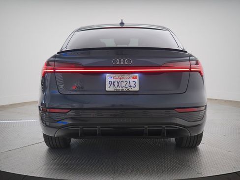 Used 2024 Audi Q8 e-tron Premium image 4
