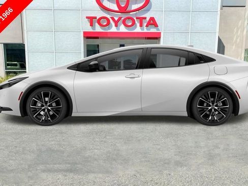 New 2026 Toyota Prius XLE FWD image 3