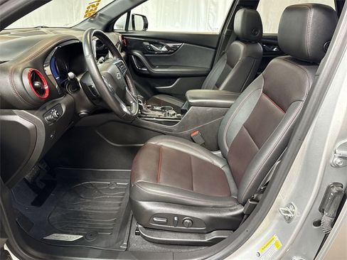 Certified 2022 Chevrolet Blazer RS w/ Enhanced Convenience Package image 10