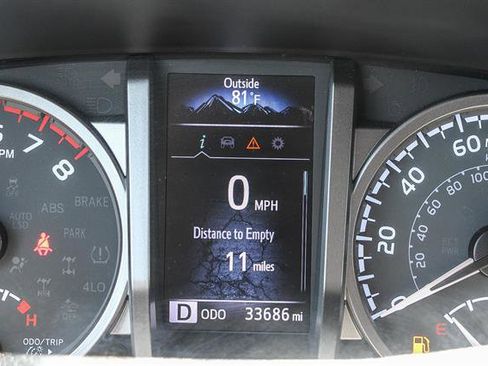 Used 2022 Toyota Tacoma SR5 image 21