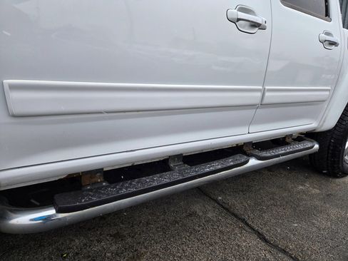 Used 2011 Chevrolet Colorado LT image 16