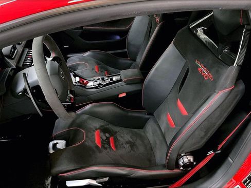 Used 2021 Lamborghini Huracan EVO RWD image 8