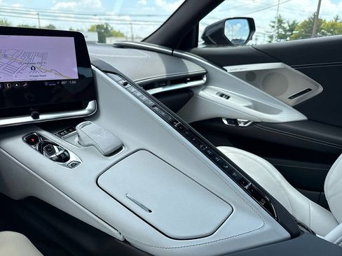 Used 2022 Chevrolet Corvette Stingray Preferred Cpe w/ Z51 Performance Package image 43