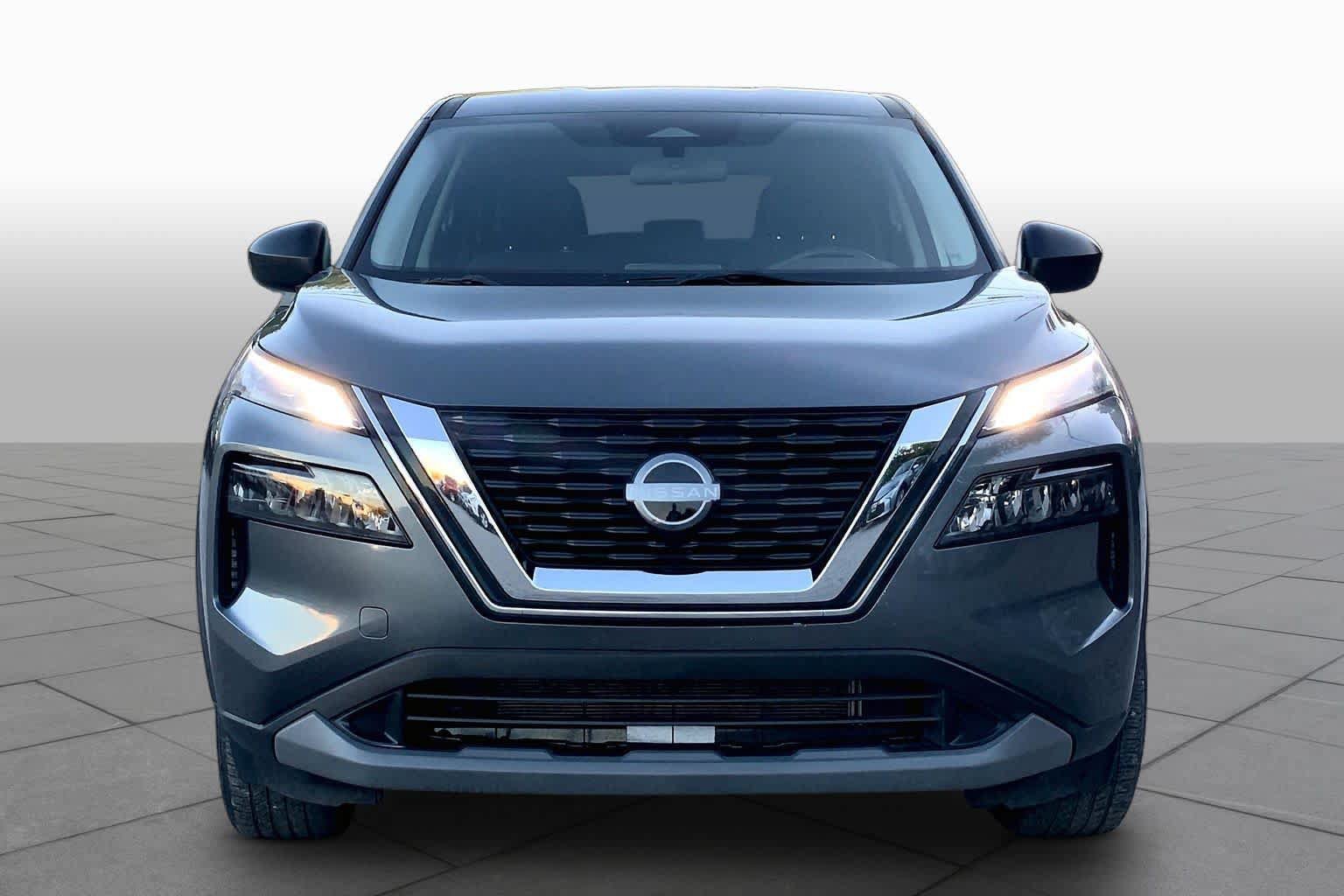 Used 2023 Nissan Rogue S FWD image 4