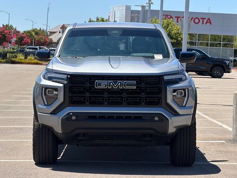 Used 2024 GMC Canyon Elevation w/ Elevation Premium Package RWD image 9