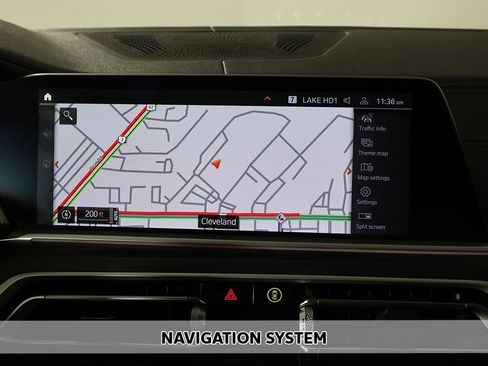 Used 2022 BMW X7 M50i image 3