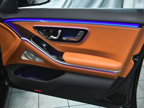 Used 2022 Mercedes-Benz S 500 4MATIC image 22