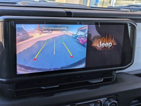 Used 2024 Jeep Wrangler Sport S image 18