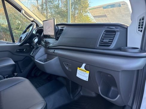 New 2026 Ford Transit 250 148 Medium Roof w/ Load Area Protection Package image 21