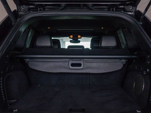 Used 2018 Jeep Grand Cherokee Altitude AWD/4WD image 8