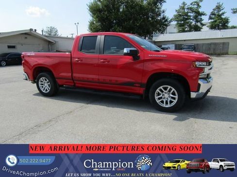 Used 2019 Chevrolet Silverado 1500 LT w/ All-Star Edition AWD/4WD image 3
