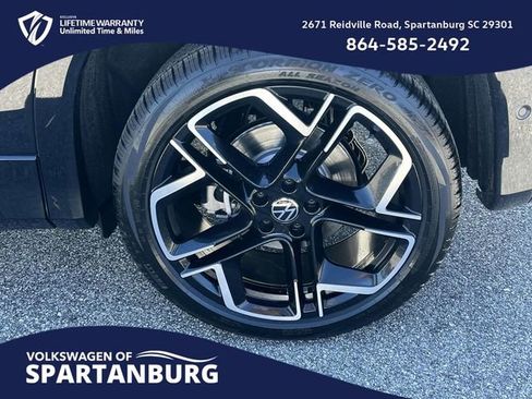 New 2026 Volkswagen Tiguan SEL R-Line image 8