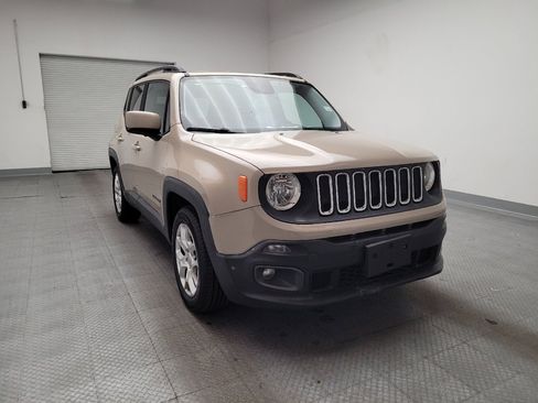 Used 2015 Jeep Renegade Latitude image 14