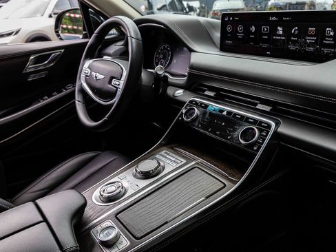 Used 2024 Genesis GV80 2.5T image 25