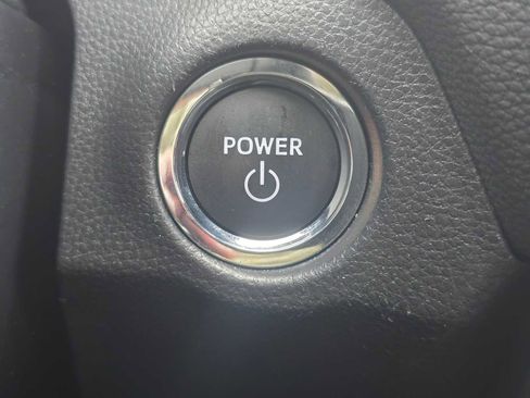 Certified 2025 Toyota RAV4 XLE image 38