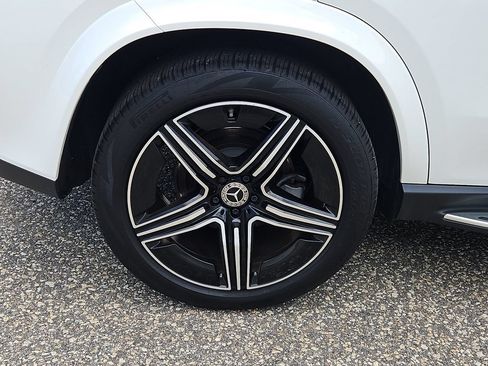 Used 2026 Mercedes-Benz GLE 350 4MATIC image 9