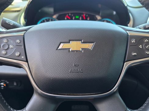 Used 2018 Chevrolet Traverse Premier AWD/4WD image 35