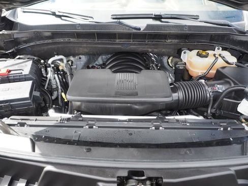 Used 2022 Chevrolet Suburban High Country w/ Premium Package 2 image 12