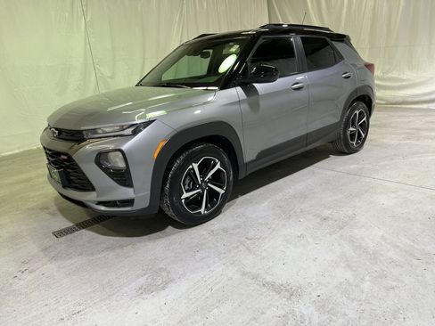 Certified 2023 Chevrolet TrailBlazer RS w/ Sun and Liftgate Package image 6
