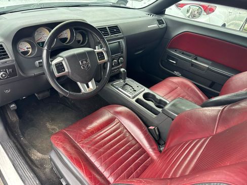 Used 2013 Dodge Challenger R/T RWD image 11