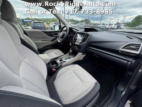 Used 2023 Subaru Forester AWD/4WD image 11