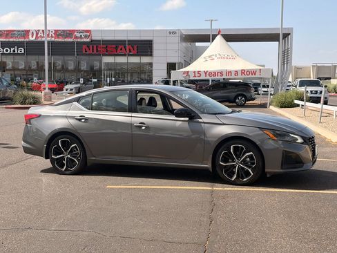 Certified 2025 Nissan Altima 2.5 SR FWD image 6
