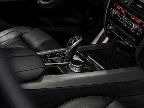 Used 2018 BMW X5 xDrive50i AWD/4WD image 22
