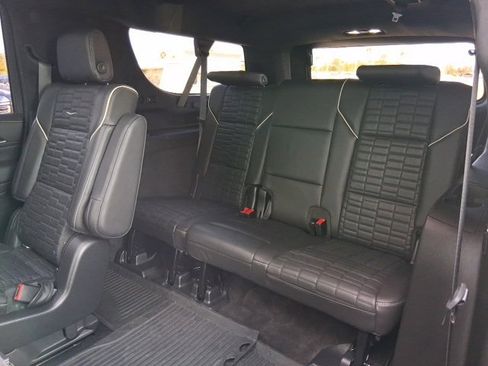 Used 2021 Cadillac Escalade ESV Sport Platinum w/ Heavy-Duty Trailer Package image 26