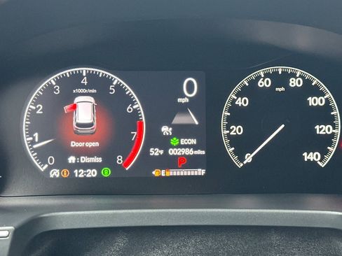 Used 2025 Honda Pilot Sport image 34