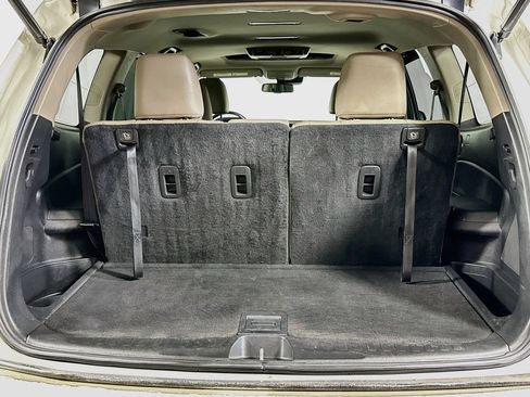 Used 2017 Honda Pilot Touring image 16
