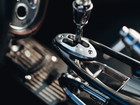 Used 2014 Pagani Huayra RWD image 16