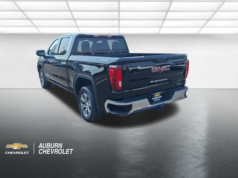 Certified 2025 GMC Sierra 1500 SLT AWD/4WD image 5